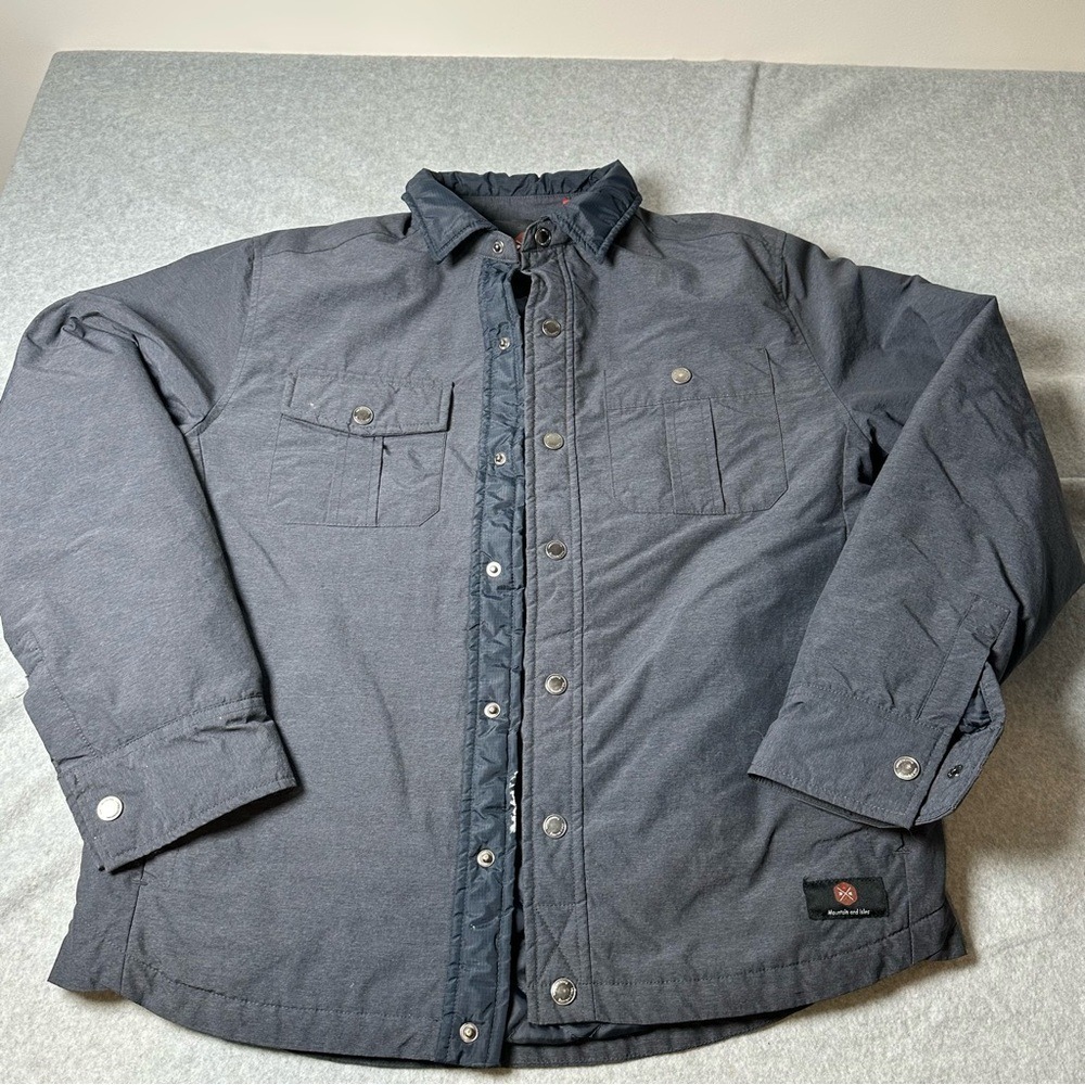 Mountain‎ and Isles Mens Quilted Shirt Jacket Gray Snap Front Shacket Small